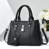[Bolsa Feminina com Borda de Franjas] Nova Bolsa de Couro Macio para Mãe de Aluguel 2025 Cor Pura Texturizada Moda Europeia e Americana Grande Capacidade