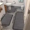 Conjunto de três peças para tapete de chão de coral fleece acolchoado listrado transfronteiriço para banheiro e vaso sanitário, tapete absorvente e antiderrapante para uso em casa e no banheiro