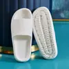 Chinelos de Sensação para Mulheres Verão Outwear Casa Dupla Uso Casais Sandálias Antiderrapantes de Banho Fundo Macio Chinelos de Praia para Homens