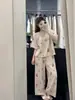 Pijama floral de manga corta estilo bosque para mujer, nuevo modelo verano 2026, cómodo pantalón largo holgado, conjunto de ropa para el hogar talla grande