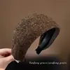 Faixa de cabeça larga de tricô com padrão vintage, com toque de luxo, estilo old money, acessório de cabelo alargado e elegante, modelo novo