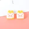 Juguete de Comida Lindo de Dibujos Animados Pan Pastelería Accesorios Brillantes de Resina Venta al por Mayor diy Pegamento de Crema Material para Funda de Teléfono Móvil Accesorios para el Cabello