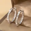 Los Pendientes de Cobre Más Populares de Amazon Incrustados con Circonio, Modernos y Versátiles, Pendientes Circulares Personalizados, Pendientes de Lujo y Gama Alta al por Mayor