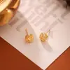 Brincos Vazados Dourados Brilhantes Novos Pequenos e Exquisitos Discretos Luxo Leve Senso de Alta Qualidade Brincos Acessórios Versáteis Celebridade da Internet