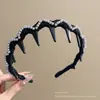 Elegante faixa de cabeça de pérolas para mulheres, adequada para uso diário, lavar o rosto e realçar a aparência da linha do cabelo; novo estilo 2026 com dentes para prender o cabelo