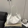 Bolsas para Mujer Invierno Diseño de Nicho Bolso Tote para Mujer 2025 Popular de Este Año para Viajar de Negocios Gran Capacidad Bolso de Hombro