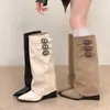 Botas de caña alta hasta la rodilla, con punta fina, que realzan la altura, con hebillas, colección otoño/invierno 2026 para mujer, botas de montar de caña alta increíblemente estilosas