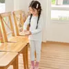 Otoño e Invierno 2025 Nuevo Conjunto de Ropa Interior y Pijamas de Algodón Cepillado para Niñas Estilo Japonés y Coreano, Sin Huesos, Tallas Mediana y Grande