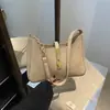 Bolsa de Axila 2026: Bolso bandolera de un solo hombro de diseño de nicho de alta gama, versátil para el trabajo, bolso tote de cadena moderno y sencillo