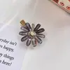Nuevo Girasol de Cristal Margarita Versátil Accesorio para el Cabello con Pedrería Flequillo Lateral Fresco Clip Adorno Floral para el Cabello