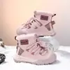 Sapatos Femininos Impermeáveis Antiderrapantes 2026 Novos Sapatos de Algodão Espessados Sapatos Infantis para Meninos Botas Curtas Estilosas com Plus Veludo Botas de Neve