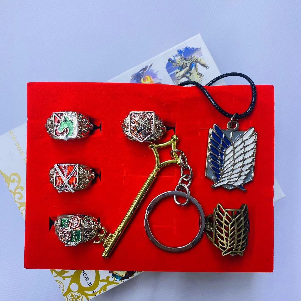 进击的巨人红色  26元