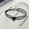 Colar Gargantilha de Renda Novo Original para Mulheres, Pingente de Coração Retrô, Versátil e Estiloso, Corrente para Clavícula com Design Único
