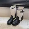 Botas de moda de nicho otoño 2026 con hebilla, punta redonda baja, botas de media pantorrilla con cinturón retro, nuevas botas de vaquero estilo occidental, versátiles