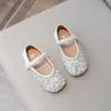 Zapatos de Cuero para Niñas Niña Bebé Suela Suave Estilo Coreano Zapatos de Princesa con Diamantes y Perlas 2025 Nuevos Zapatos Individuales para Niños de Primavera y Otoño