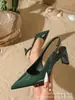 Sapatos Femininos Bico Fino Salto Grosso Outono Nova Moda Elegantes Confortáveis Não Cansativos Sandálias de Salto Quadrado Grosso Fábrica de Comércio Exterior Transfronteiriço