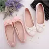 Nuevos Mocasines con Lazo para Mujer Otoño 2026 Versátiles de Punta Redonda Baja Piel Suave Suela Suave Zapatos Planos para Mujeres Embarazadas
