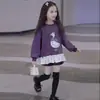 Roupas de Outono para Meninas Moletom 2026 Novo Estiloso Fashionável Alunos do Ensino Fundamental e Médio Outono Comprimento Médio Vestido Infantil de Desenho Animado
