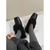 Zapatos con forro de pelo para realzar la altura, versión de piel de vaca, para mujer, mocasines de cuero genuino, puntera cuadrada con terciopelo, zapatos de una sola capa, zapatos de algodón cálidos, tacón grueso, zapatos pequeños de cuero