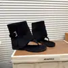 Botas Curtas Estilosas Coreanas com Biqueira Separada para Mulheres, Novidade Verão 2026 Botas Curtas Versáteis e Elegantes