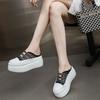 Sapatos Femininos Meia-Calça Respiráveis de Malha com Bico Fechado 2026 Verão Novo Chinelos Simples de Cor Sólida Sem Costas com Solado Grosso e Strass