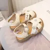 Faixa de Cabeça com Laço de Strass Sandálias para Meninas 2026 Verão Novo Sandálias de Princesa para Praia Sandálias para Meninas ao Ar Livre