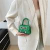 Bolso moderno y artístico personalizado con lazo para mujer 2024 nuevo bolso de cadena coreano de moda portátil cruzado de hombro cuadrado pequeño