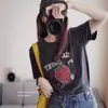 Camiseta Loose de Manga Curta com Gola Redonda Estampada de Morango Vintage Lavada Peso Pesado Designer de Nicho Coreano ml