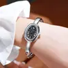 Reloj Pulsera para Mujer Modelo Nuevo 2025, Sencillo y de Moda, Versátil Ovalado Estilo Celebridad de Internet Pulsera Reloj de Cuarzo