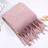 Novo cachecol tipo cashmere para estudantes do sexo feminino macio inverno Novo cachecol grosso quente de cor sólida com borlas de mohair