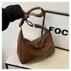 Bolso de hombro de cuero suave con patrón tejido tridimensional para mujer, versátil para ir al trabajo, bolso cruzado de gran capacidad, de alta gama, moderno, versátil, estilo coreano
