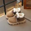 Sapatos de Algodão para Crianças 2025 Estilo Inverno Sapatos Duplos de Algodão Espessos Sapatos Peludos para Meninas Botas de Neve Antiderrapantes para Bebês Sapatos de Algodão para Meninos