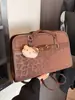 Bolso Tote Retro Transfronterizo para Mujer Gran Capacidad 2025 Nuevo Otoño e Invierno Bolso de Hombro Versátil Bolso Casual para Viajar