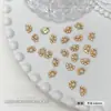 Super Flash 33 Facetas Diamante para Nail Art Girassol Colorido Diamante Flor Exquisita Base de Liga Metálica Joia para Nail Art Acessórios de Diamante Atacado