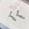 Clavo de Hueso de Oreja con Lazo Lindo Acero de Titanio Mariposa Creativo Dulce y Exquisito Perforación de Oreja Sin Dormir Clavo Coclear