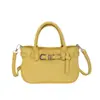 Bolsa tote minimalista de alta qualidade para mulheres, nova bolsa casual elegante de ombro único primavera 2026, bolsa transversal de nicho para o dia a dia