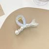 Cross-border Hot Pearl Grab Clip de alta qualidade Strass Back Head Disc Hairpin Medium Shark Clip Fish Tail Hair Grab Acessórios para o cabelo