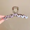 Grampo de cabelo de tubarão de luxo extra grande para mulheres, novo modelo de alta qualidade 2026, grampo de cabelo com pérolas estilo coreano versátil atacado