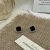Brincos Quadrados da Moda Coreana com Diamantes para Mulheres Novo Estilo 2025 Brincos Geométricos Simples e Versáteis Brincos