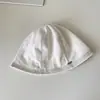 Corea del Sur Sombrero de Pescador Básico Línea Brillante Mezclilla Mostrando la Cara Pequeño Primavera y Verano Combinación Perfecta Protección Solar Cubrebocas Simple Sombrero de Cubeta