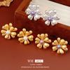 Pin de Plata Chapado en Oro Real de 18K Flor Clip para Oreja Aretes de Moda Retro Combinables Lujo Ligero Aretes Exagerados de Alta Gama para Mujer