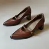 Moda Versátil de Estilo Retro Nuevo para Primavera/Verano Tacones Altos de Punta Aguda con una Sola Correa Zapatos de Salón con Tacón Grueso de Piel Suave