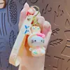 Llavero Creativo de Dibujos Animados Sanrio Conejito Abrigo Colgante Lindo para Bolsa Llavero de Coche Pequeño Regalo Venta al por Mayor