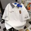 Camiseta de Manga Corta a Cuadros con Cuello Solapa, Estilo Japonés de Marca de Moda, Parche de Algodón Puro para Mujer, Estampado Simple de Dibujos Animados Ins, Top de Pareja para Primavera y Verano