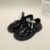 Novos Sapatos Infantis para Meninas Pequenas, Sapatos de Princesa Elegantes, Tendência Estilo Coreano Sapatos Individuais de Couro para Meninas 5568