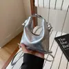 Bolso Pequeño de Moda Estilo Coreano Nuevo Modelo Verano 2026 Bolso de Mano de Alto Valor Estilo Dulce Europeo y Americano Bolso de Hombro Cruzado Bolso de Mujer