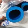 Tubo Isolante Colorido para Ar Condicionado Atacado B1 Grau Tubo Esponjoso Colorido de Borracha e Plástico para Ar Condicionado Tubo Isolante Colorido de Borracha e Plástico Vermelho e Azul