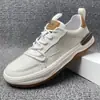 Sapatos Masculinos Primavera e Outono Novo Estilo Fashion Casual Confortáveis Respiráveis Sapatos Single Estilo de Rua Estudante Bico Redondo Solado Macio Tênis para Homens