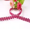 Venta al por mayor en Guangzhou 0.8 Encaje de Colores, Accesorios para Ropa, Encaje con Hilo Dorado y Plateado para Cortinas, Encaje Dorado Ondulado