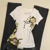 2026 Novo Estilo Renda Puro Desejo Decote V Costurado Manga Curta Camiseta para Mulheres, Verão High-End Afunilamento na Cintura Slim-Fit Top Tendência